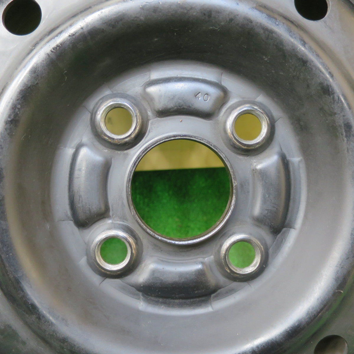 [送料無料] 超バリ溝！ほぼ10分★ダイハツ ミラ ムーヴ ハイゼット 等 純正 スチール 155/65R13 スタッドレス ヨコハマ アイスガード iG60 13インチ PCD100/4H★5031206イス