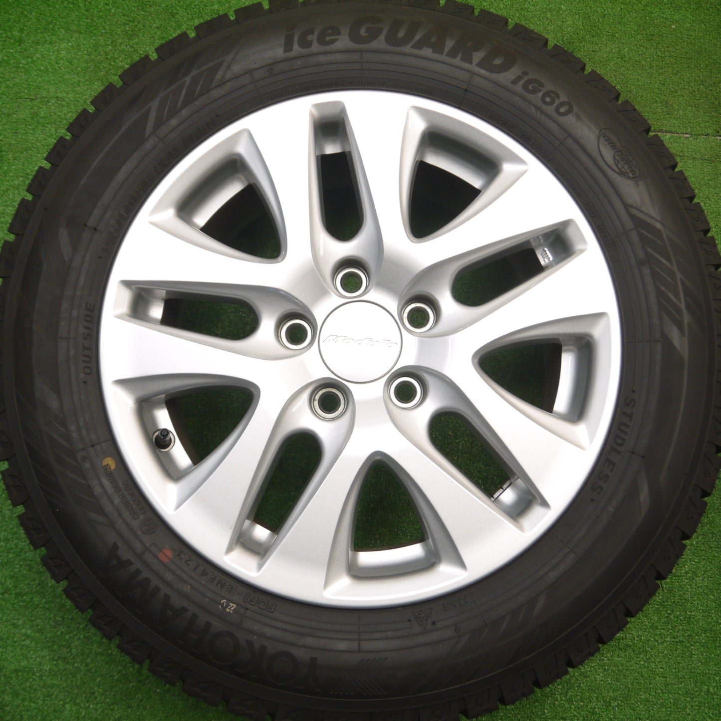 [送料無料] 超バリ溝!23年!綺麗!ほぼ10分★ホンダ ヴェゼル 純正 Modulo 215/60R16 スタッドレス ヨコハマ アイスガード iG60 16インチ PCD114.3/5H★4101505Hス