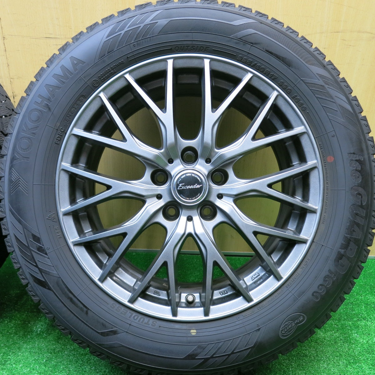 バリ溝！23年！キレイ！9.5分★スタッドレス 225/60R17 ヨコハマ アイスガード iG60 Exceeder エクシーダー 17インチ PCD114.3/5H★5101805HAス