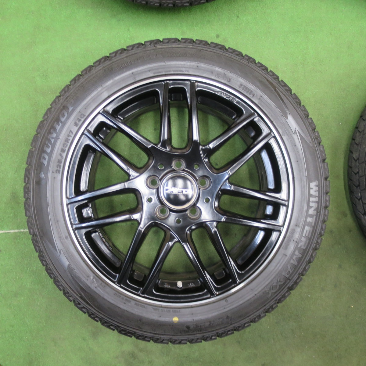 バリ溝！8.5分★ベンツ 等 EURO AFG 225/50R17 スタッドレス ダンロップ ウインターマックス WM02 17インチ ユーロ PCD112/5H★6022306TTス