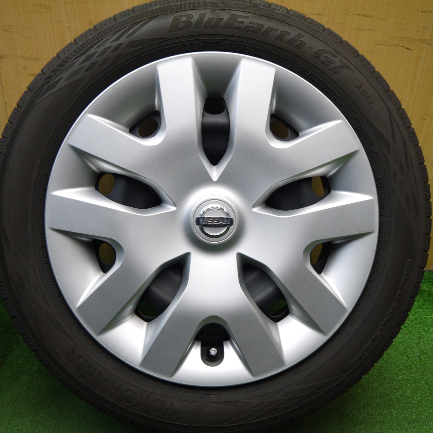キレイ！23年★日産 リーフ 純正 スチール 205/55R16 ヨコハマ BluEarth-GT AE51 16インチ PCD114.3/5H★5043001Hノ