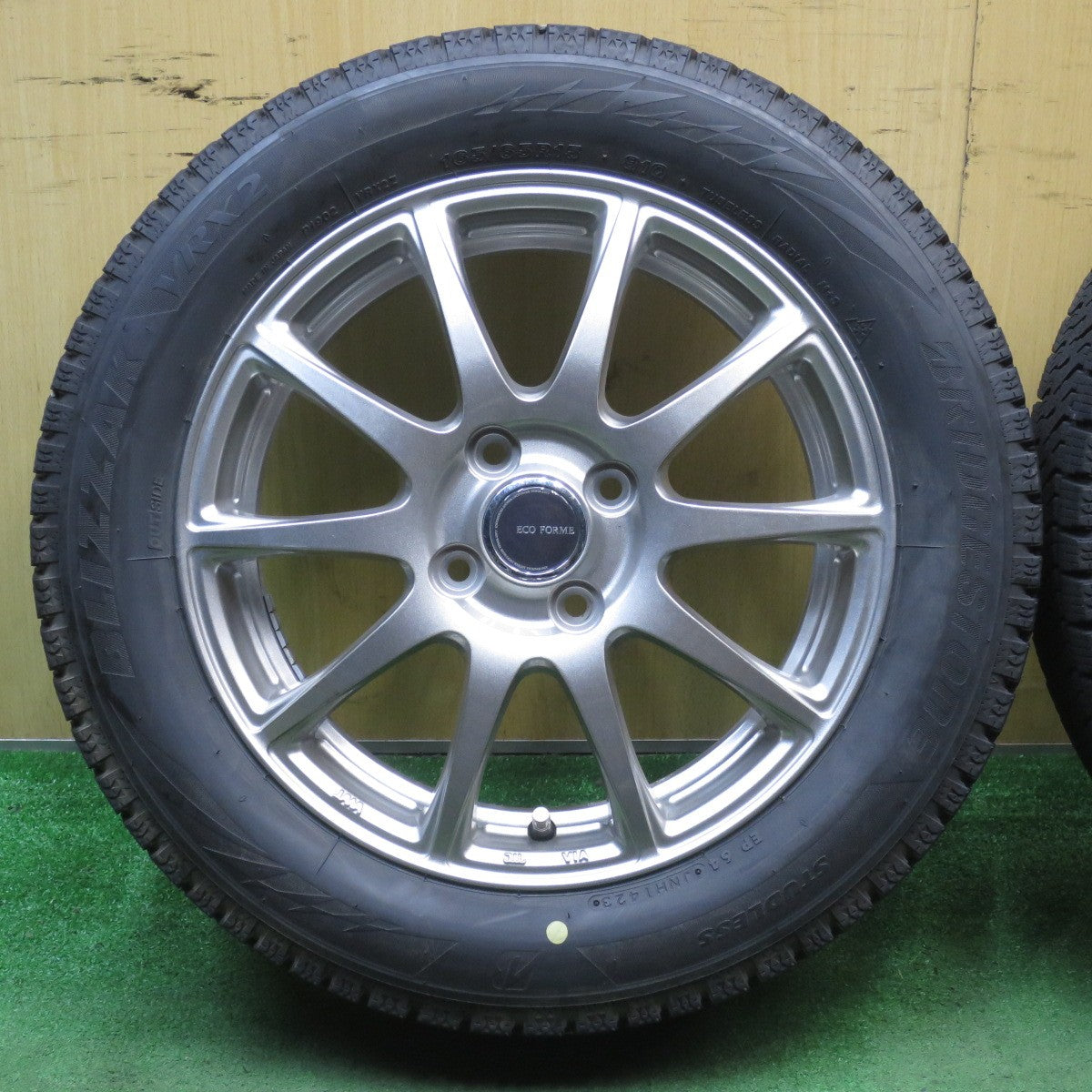 バリ溝！23年！キレイ！8.5分★スタッドレス 165/65R15 ブリヂストン ブリザック VRX2 ECO FORME エコフォルム 15インチ タフト ハスラー 等 PCD100/4H★5081112NJス