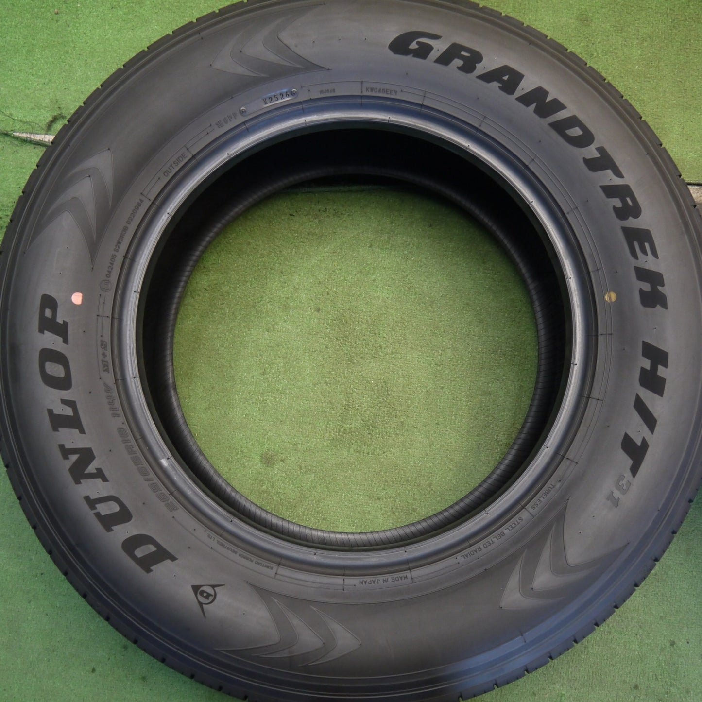 新車外し！26年◎265/65R18 ダンロップ グラントレック H/T 31 タイヤ 18インチ ランクル 250 300 等◎6080502Hノタ