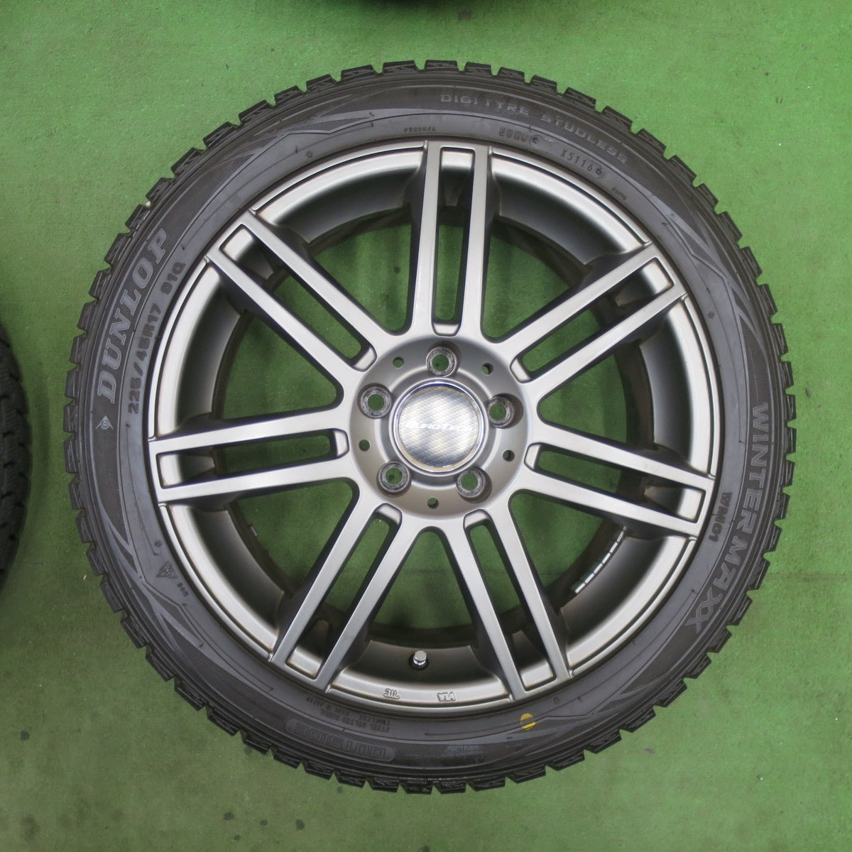 バリ溝！キレイ！9.5分★ベンツ 等 EUROTECH STAGE TW7 225/45R17 スタッドレス ダンロップ ウインターマックス WM01 ユーロテック ステージ 17インチ PCD112/5H★6021803TTス