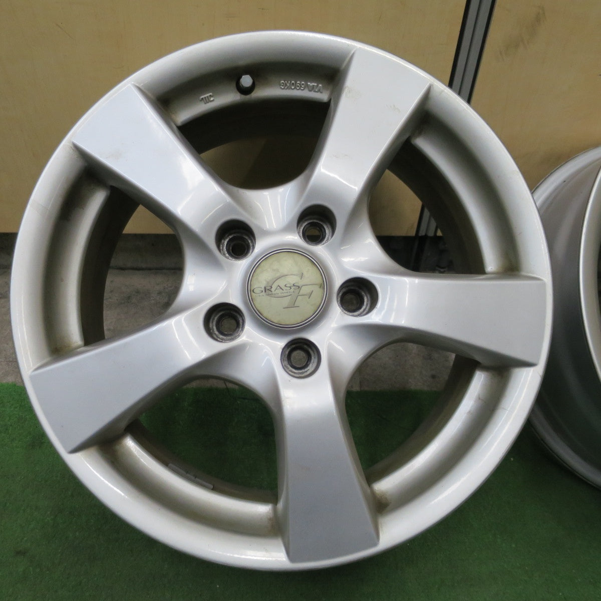 4本価格★GRASS 16インチ ホイール グラス 16×6.5JJ PCD114.3/5H★6020702NGホ