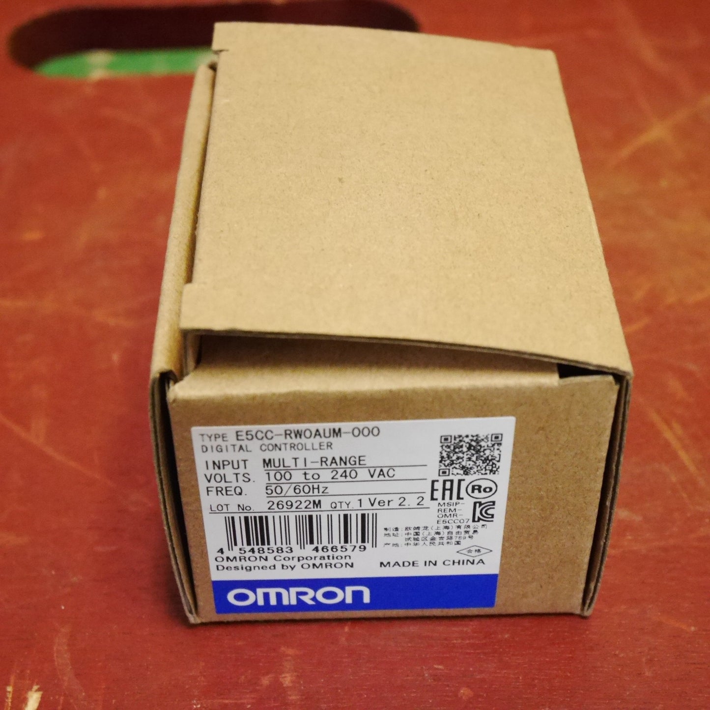 [送料無料] ☆OMRON デジタル 温度 調節計 E5CC-RWOAUM-000 温度調節器☆