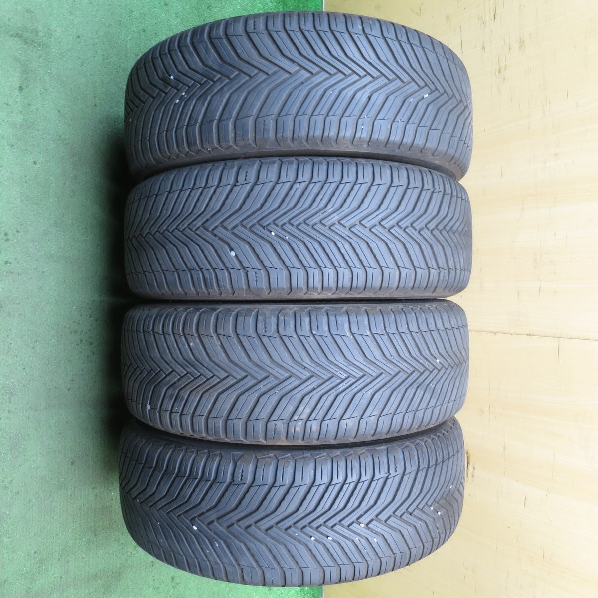 キレイ！23年★スバル XV アドバンス 純正 225/55R18 ミシュラン CROSSCLIMATE2 オールシーズン 18インチ PCD100/5H★5080801NJノ