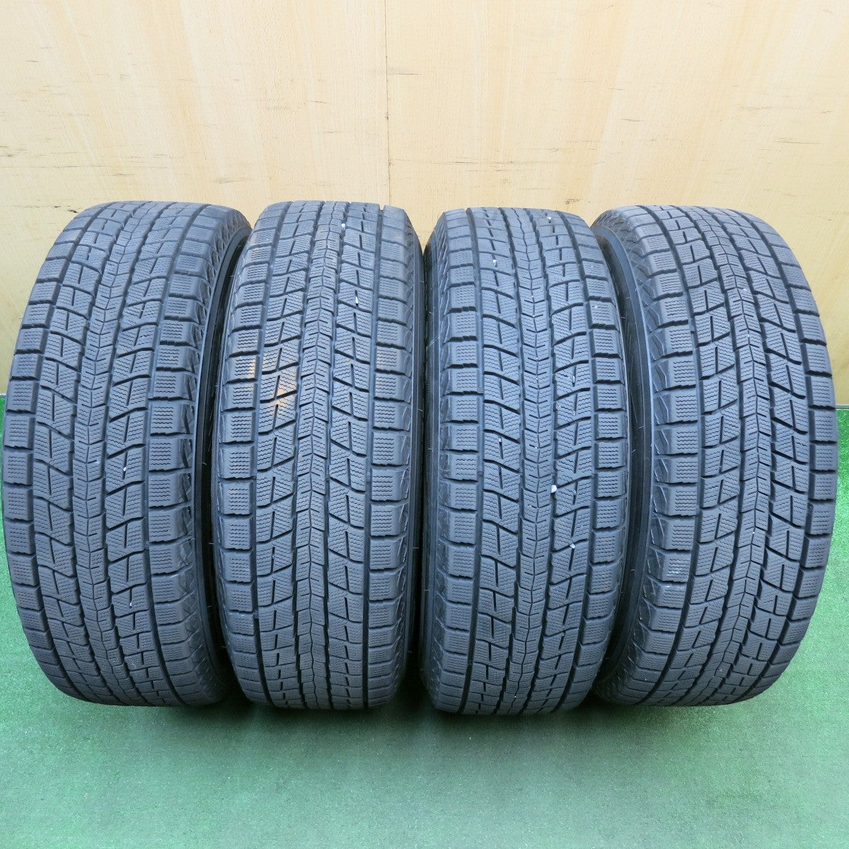 バリ溝！23年！キレイ！9.5分★スタッドレス 225/65R17 ダンロップ ウインターマックス SJ8 SJ8+ EuroSpeed MANARAY SPORT ユーロスピード マナレイ 17インチ PCD114.3/5H★6031508HAス