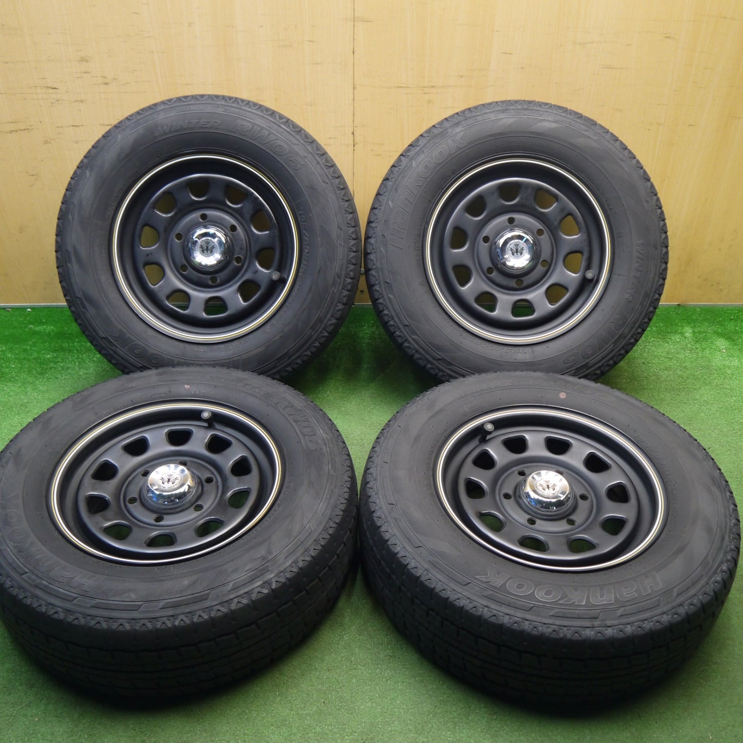 キレイ★スタッドレス 195/80R15 107/105L ハンコック ウインター RW06 U.S.DAYTONA US デイトナ 15インチ PCD139.7/6H★6013003Hス