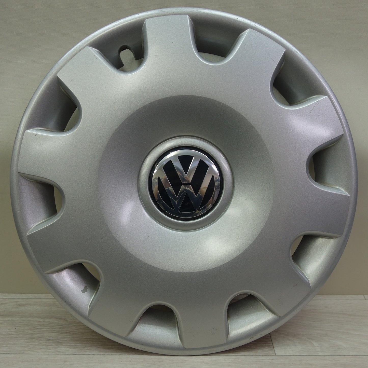 [送料無料] 4枚価格☆ワーゲン ゴルフ4 純正 ホイール キャップ カバー 15インチ VWT0711011☆