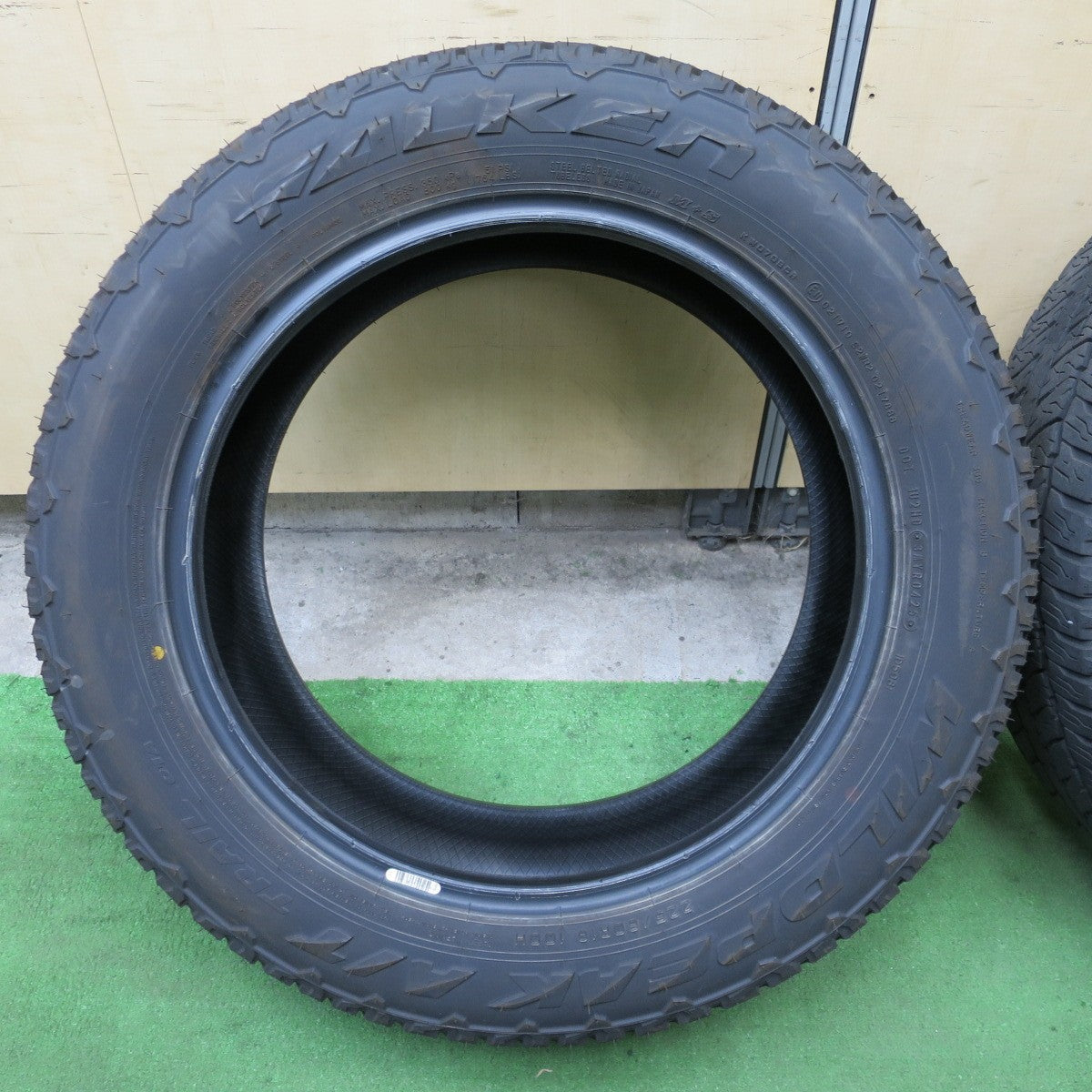 バリ溝！25年！9.5分★225/60R18 ファルケン WILDPEAK A/T TRAIL 01A タイヤ 18インチ ハリアー RAV4 CX-5 等★6022302NGノタ