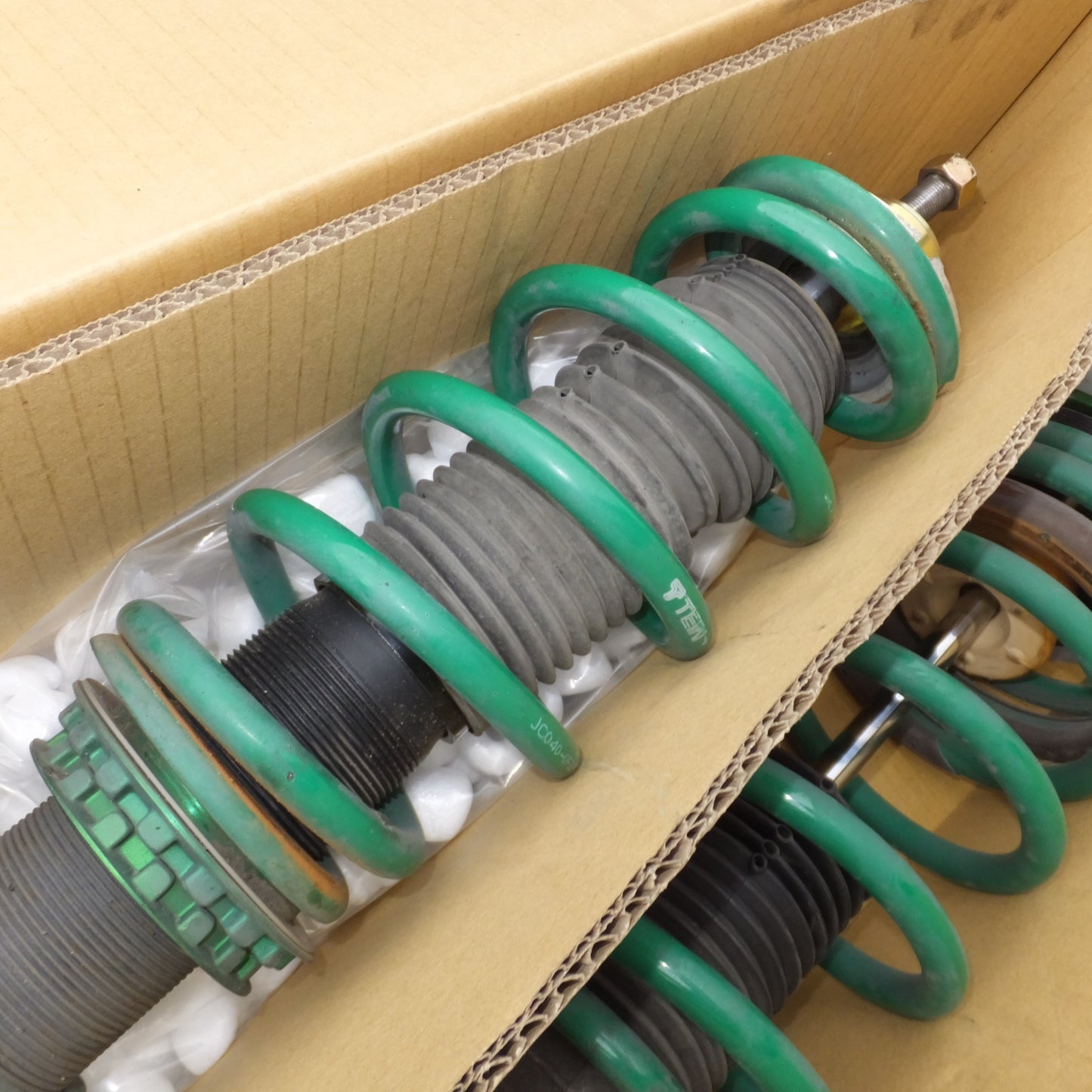 [送料無料] 岐阜発★テイン TEIN 全長調整式車高調 FLEX Z VCHE1-11931 VCHE0-11Y46-L VCHE0-11Y46-R セット　ホンダ ヴェゼル 着用品★