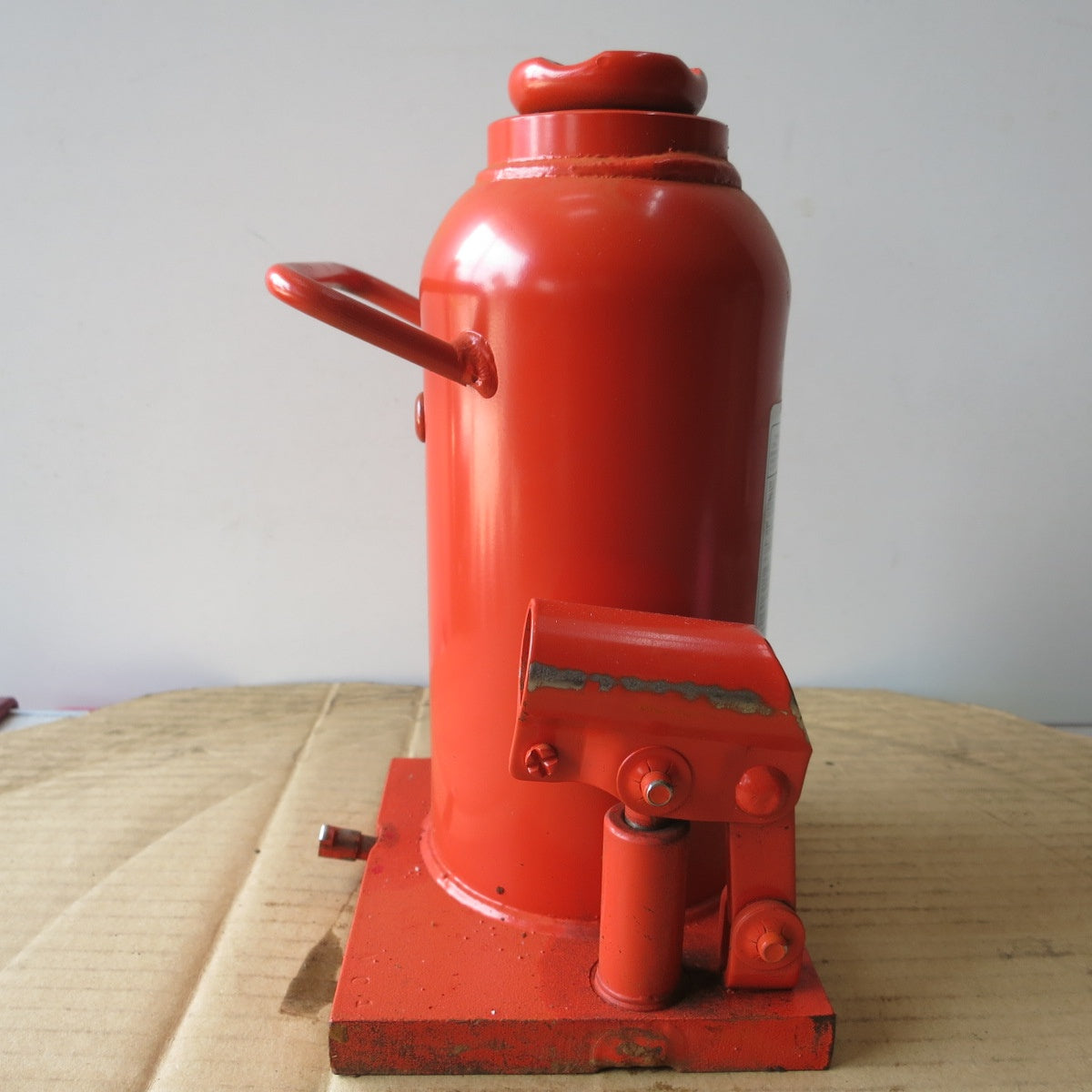 [送料無料] ◆マサダ 油圧 ジャッキ HP-15N 工具 15TON 15ton 15トン 15000kg 油圧式 オイル だるま ダルマ 車載 自動車 点検 整備⑧◆