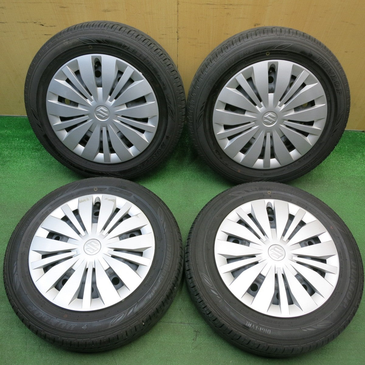 バリ溝！23年！9.5分★スズキ スイフト 純正 スチール 175/65R15 ダンロップ EC202 15インチ PCD100/4H★6022304HAノ