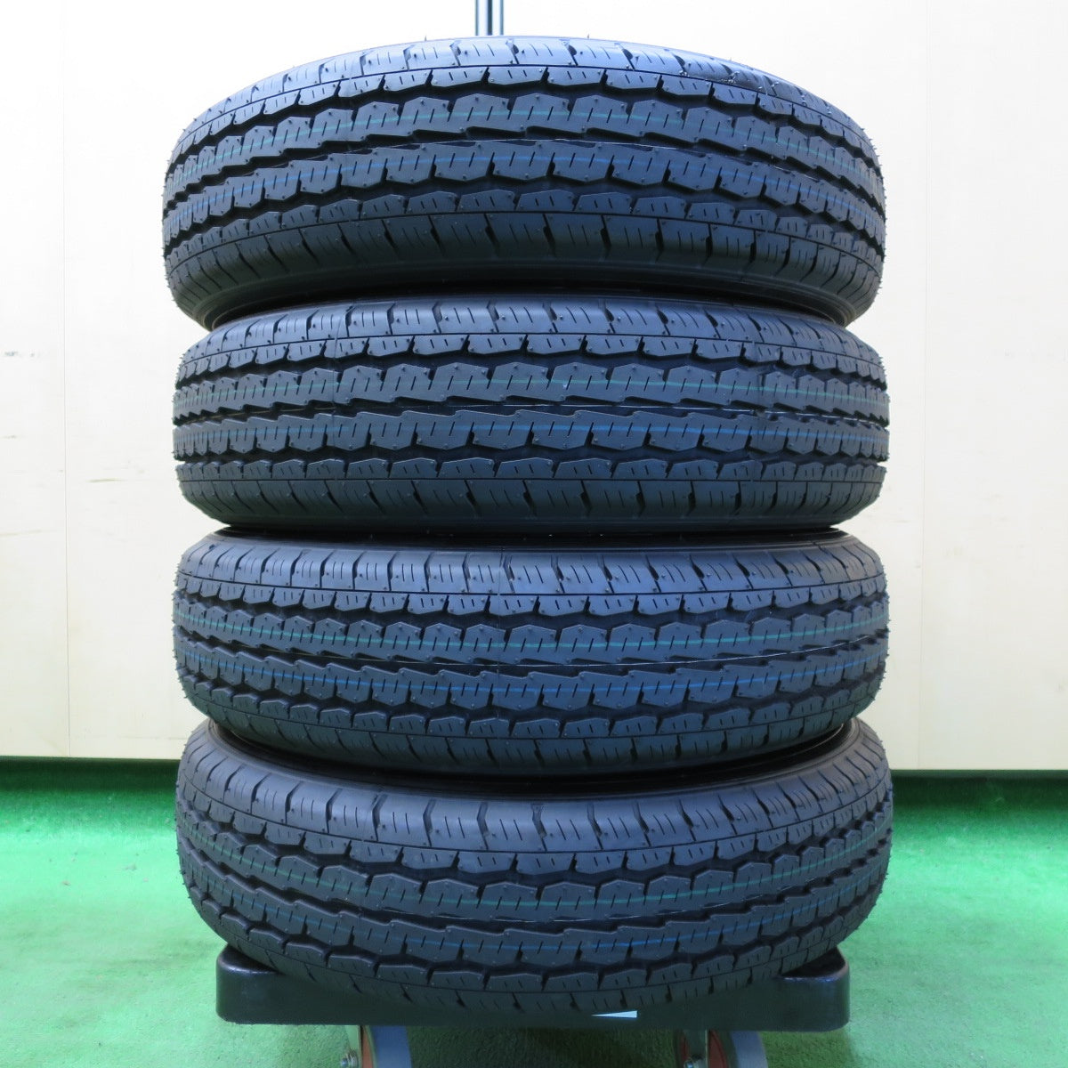 *送料無料* 新車外し！24年★155/80R14 88/86S トーヨー H11 タイヤ 14インチ サクシード プロボックス 等★4061110イノタ