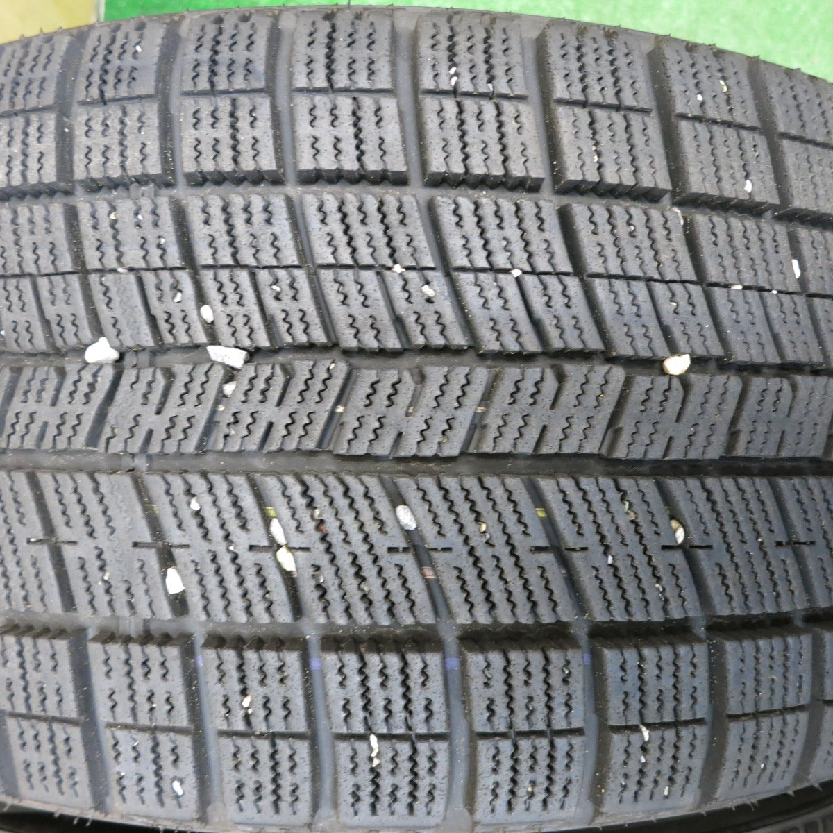 バリ溝！23年！9.5分★ホンダ FK7 シビック 純正 235/40R18 スタッドレス ナンカン アイスアクティバ AW-1 18インチ PCD114.3/5H★5121406HAス