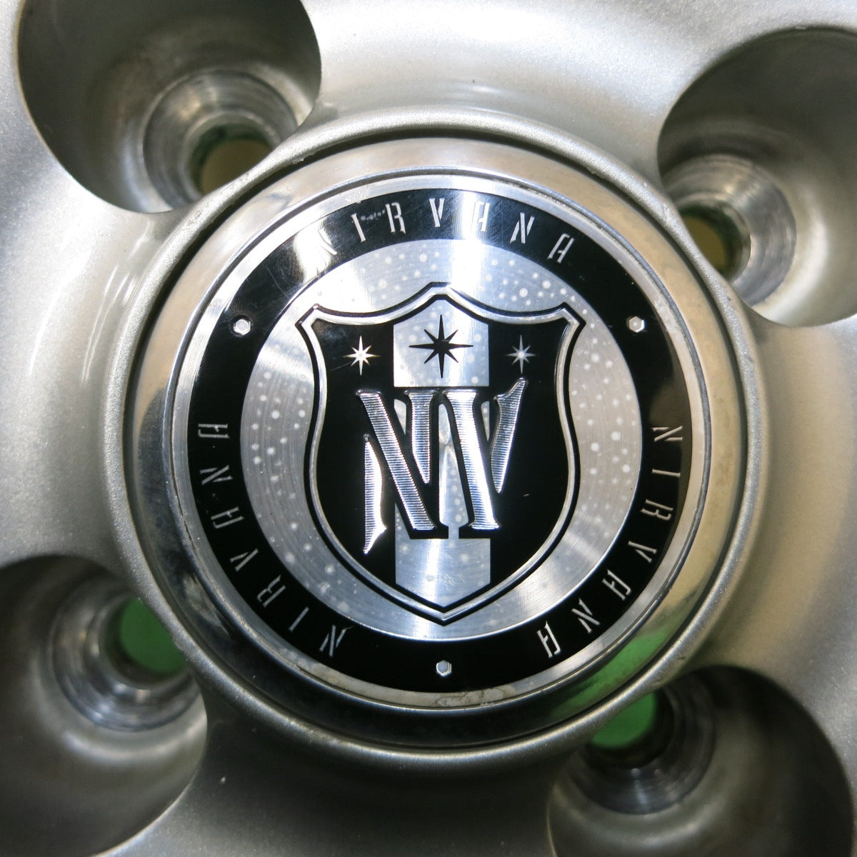 *送料無料* 超バリ溝！キレイ！ほぼ10分★スタッドレス 175/65R14 ダンロップ ウインターマックス WM01 NIRVANA NV ニルバーナ ニルヴァーナ PCD100/4H★4052007イス