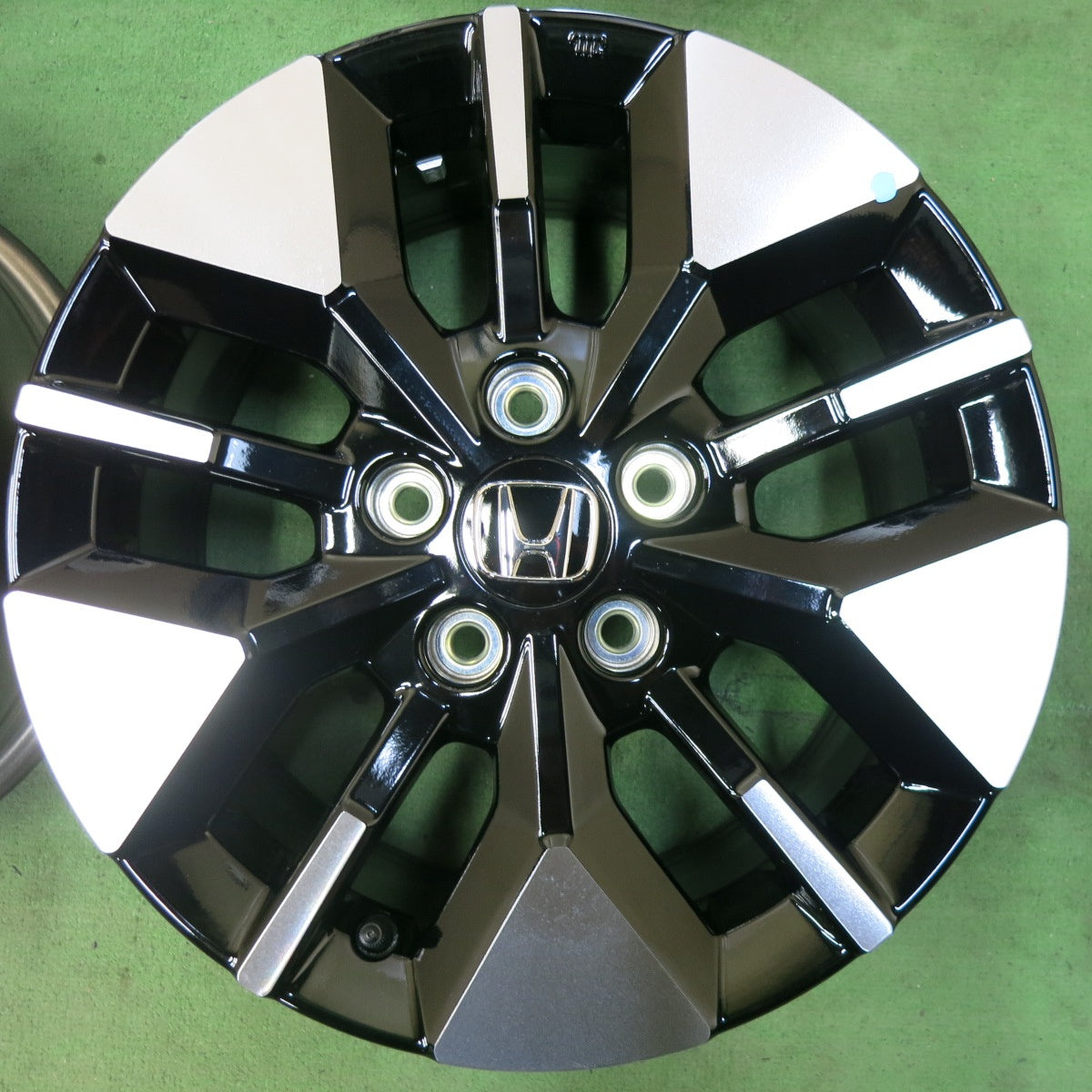 新車外し★ホンダ RP8 ステップワゴン 純正 ホイール 16インチ 16×6.5J PCD114.3/5H★5042301SYホ