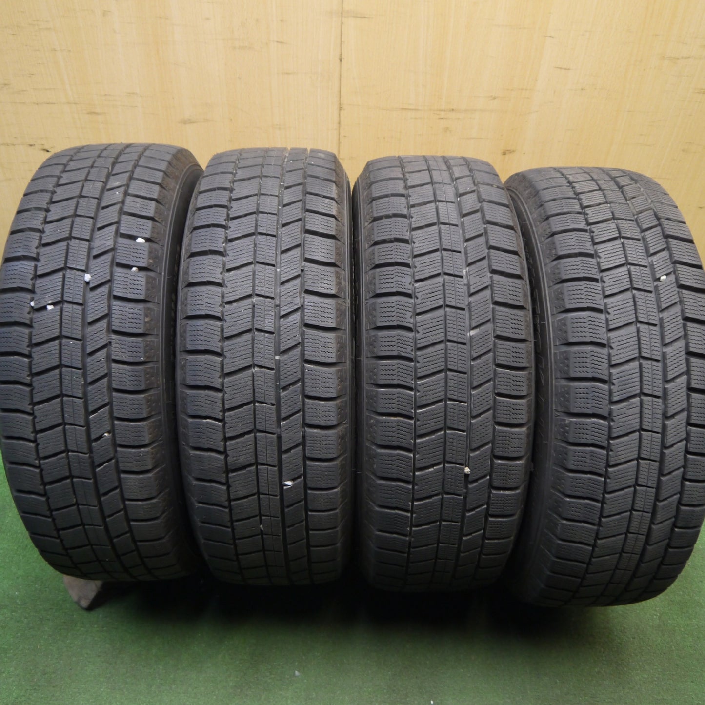 超バリ溝！25年！ほぼ10分★スタッドレス 205/60R16 オートバックス ノーストレック N5 BROOK ブルック 16インチ PCD114.3/5H★6031805Hス