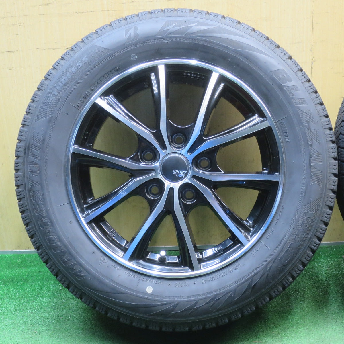 バリ溝！キレイ！9分★スタッドレス 195/65R15 ブリヂストン ブリザック VRX2 SPORT KRONE スポルト クローネ 15インチ PCD114.3/5H★6042402NJス