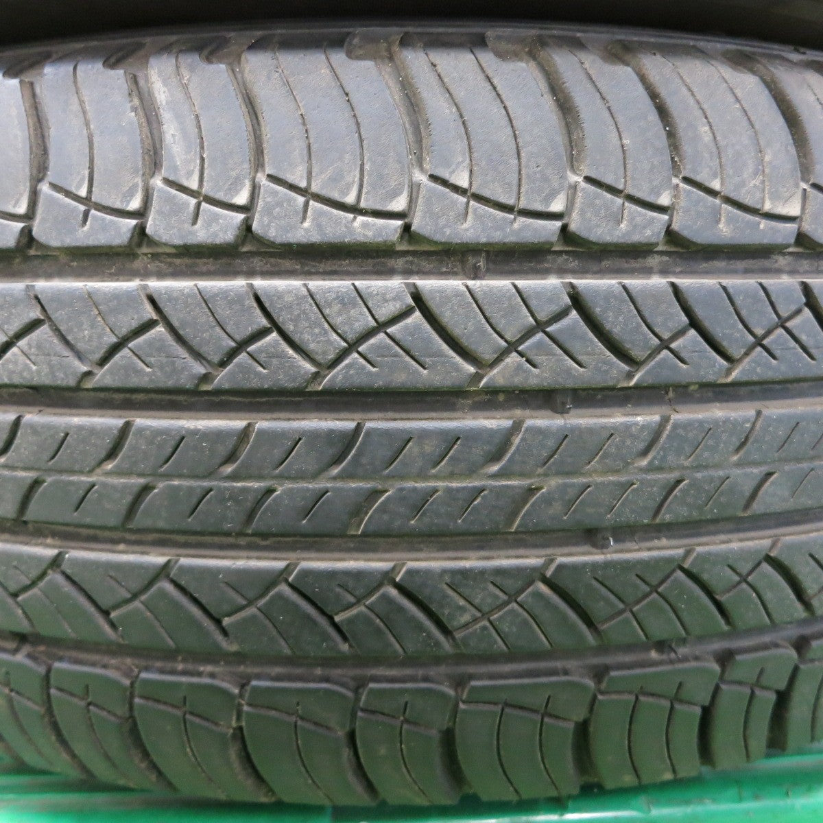 [送料無料] 4本！22年★トヨタ 150系 ランクル プラド ブラックエディション 純正 265/60R18 ミシュラン LATITUDE TOUR HP PCD139.7/6H★4100102ナノ