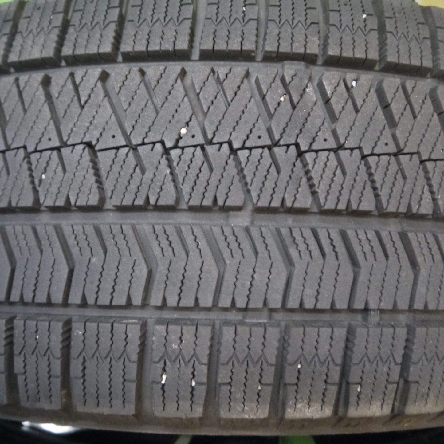 [送料無料] バリ溝！キレイ！9.5分★スバル レヴォーグ 純正 OP 215/50R17 スタッドレス ブリヂストン ブリザック VRX2 17インチ PCD114.3/5H★5011707Hス