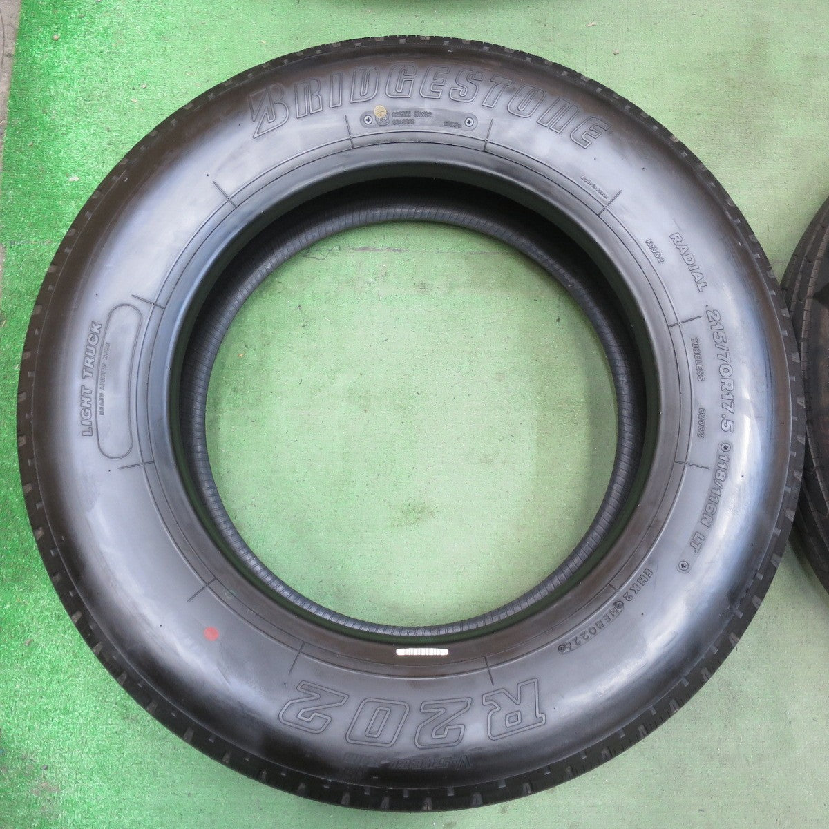 新車外し！26年！6本★トラック タイヤ 215/70R17.5 118/116N ブリヂストン R202 17.5インチ★6070207イノタ