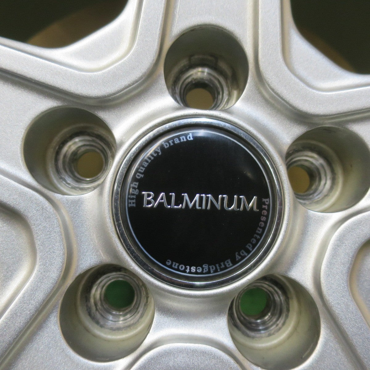キレイ★フォレスター 等 225/60R17 スタッドレス ブリヂストン ブリザック DM-V2 BALMINUM バルミナ 17インチ PCD100/5H★5052708イス