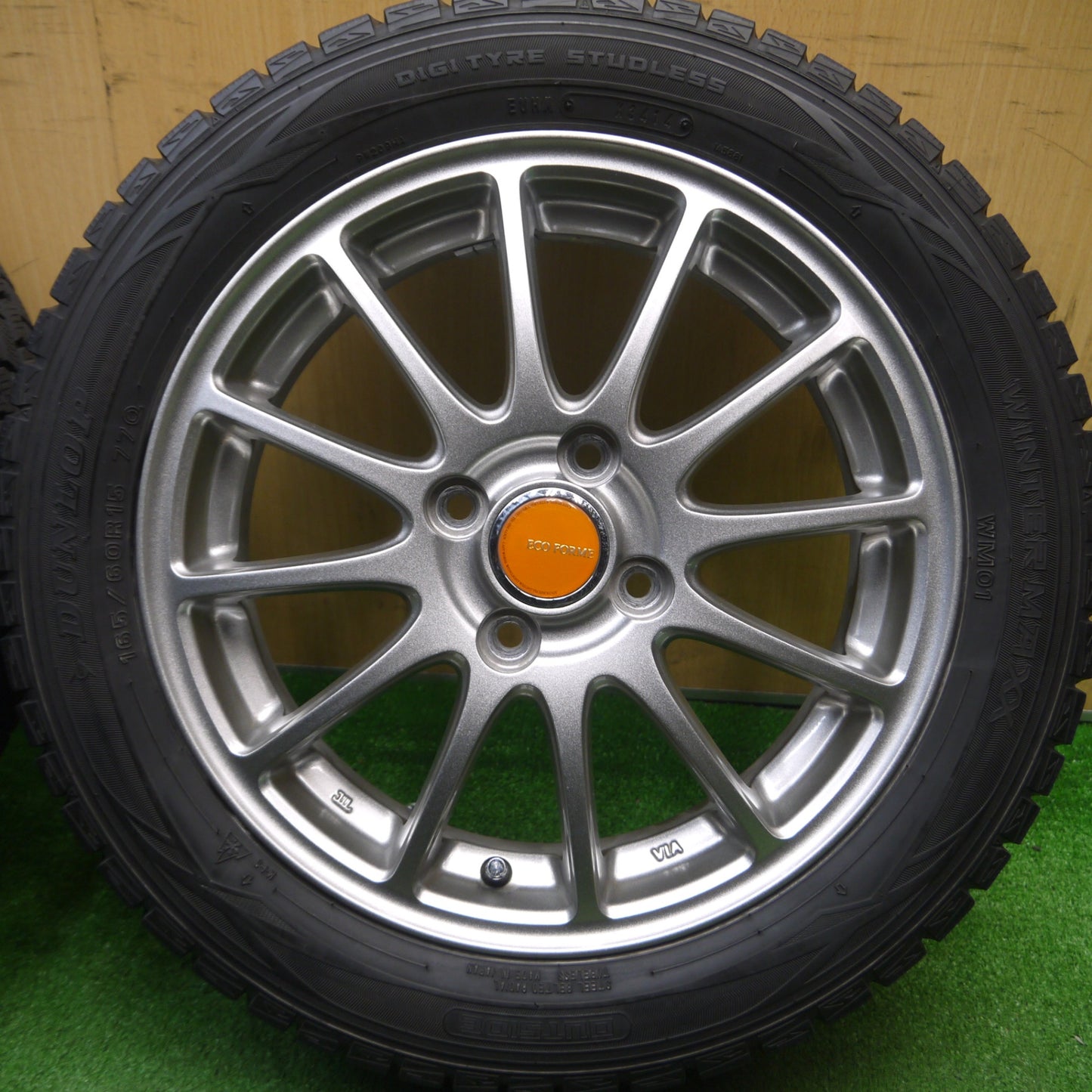 [送料無料] キレイ★スタッドレス 165/60R15 ダンロップ ウインターマックス WM01 ECO FORME エコフォルム 軽自動車 ハスラー デリカミニ等 PCD100/4H★4122703Hス