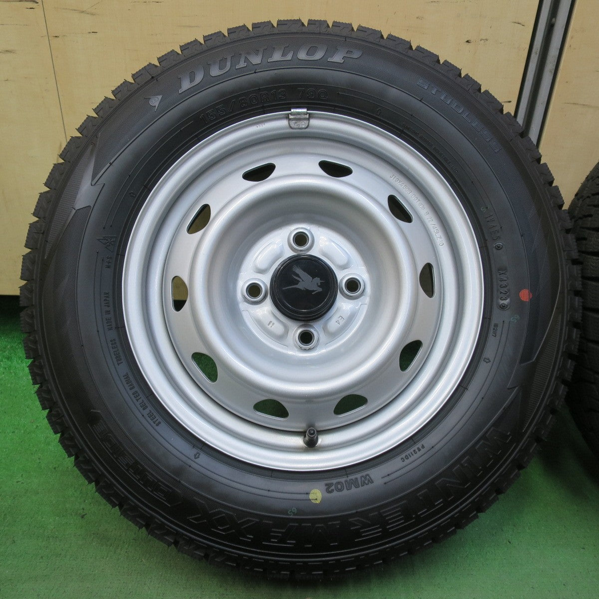 ほぼ未使用！23年！キレイ★スタッドレス 155/80R13 ダンロップ ウインターマックス WM02 スチール ホイール 13インチ PCD100/4H★5100707イス
