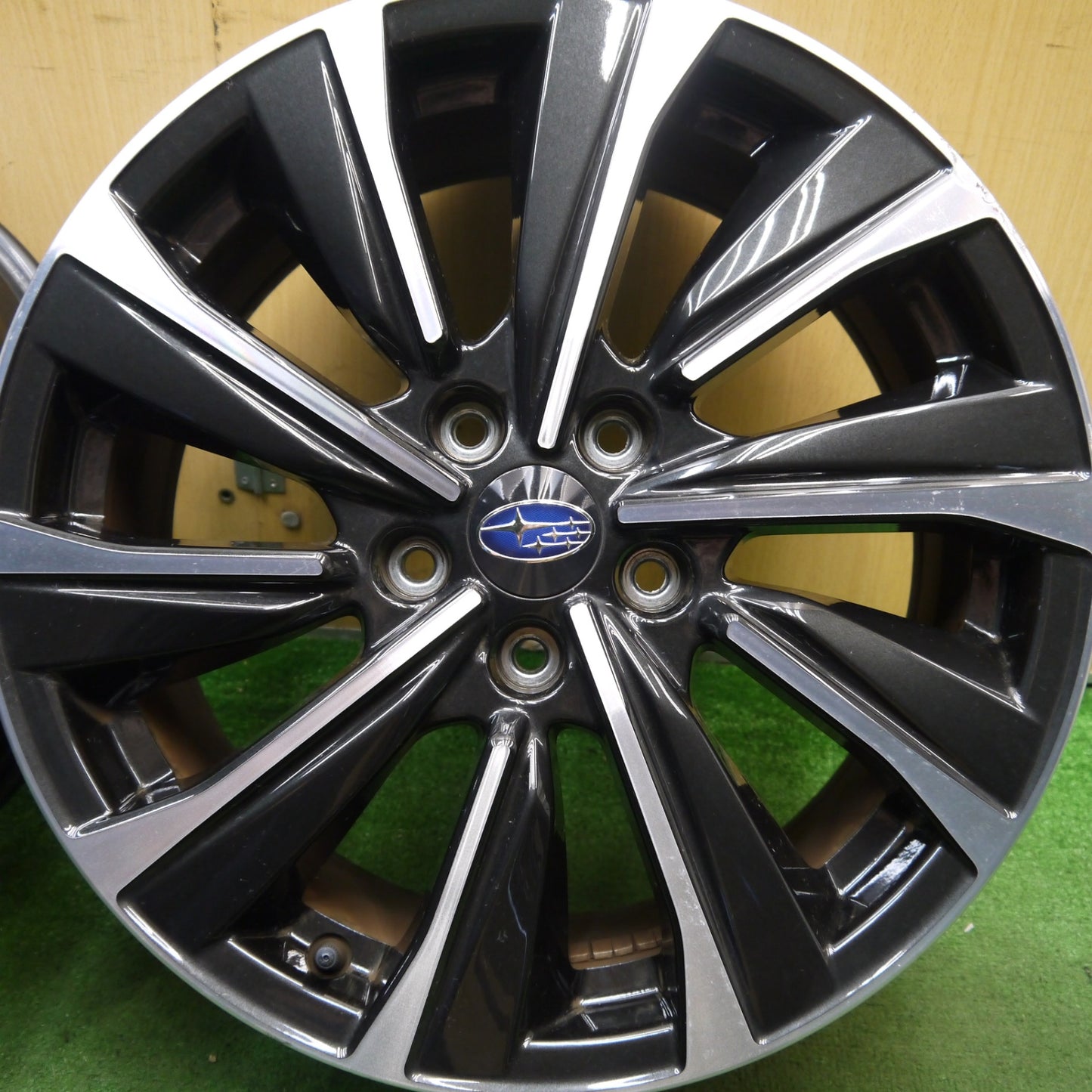 4本価格★スバル レヴォーグ VN5 STI 純正 ホイール 18インチ 18×7.5J PCD114.3/5H★5081205Hホ