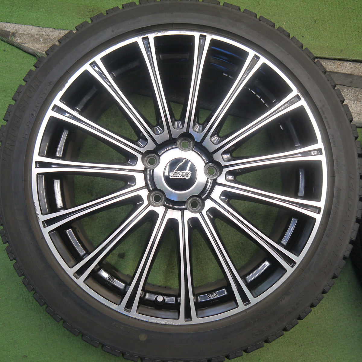 バリ溝！22年！8.5分◎無限 MUGEN MDA 225/45R18 スタッドレス ブリヂストン アイスパートナー2 18インチ PCD114.3/5H◎6090103Hス