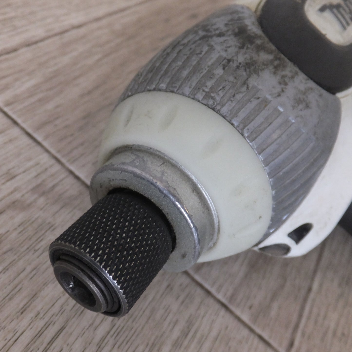 [送料無料] ★マキタ makita インパクトドライバ 6955SPKW コード10m付　100V～ 4.8A 50-60Hz 400W★