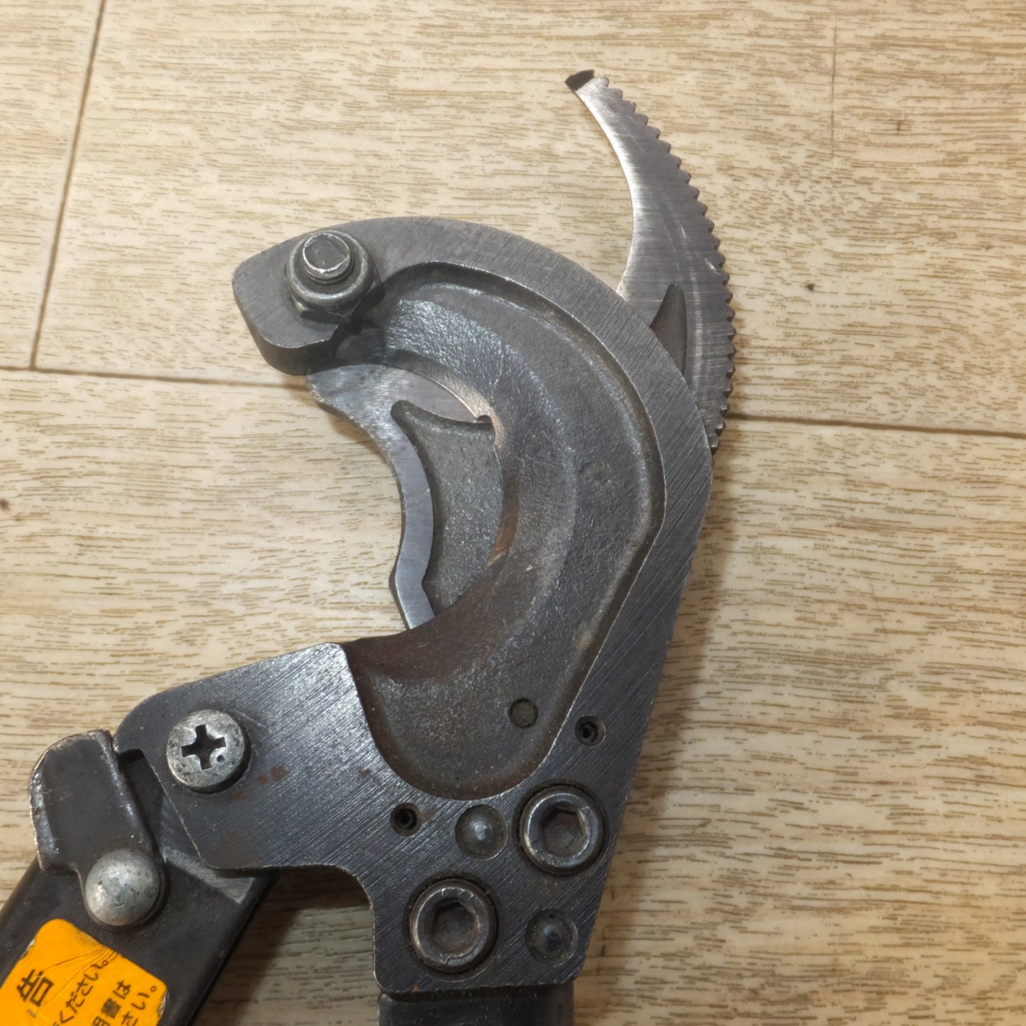 [送料無料] ★泉精器 IZUMI ラチェットケーブルカッタ IZ-325A　銅・アルミより線切断専用★