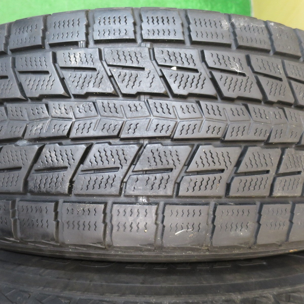 バリ溝！キレイ！9.5分★スタッドレス 235/65R18 ダンロップ ウインターマックス SJ8 SEIN ザイン 18インチ PCD114.3/5H★5052501NJス