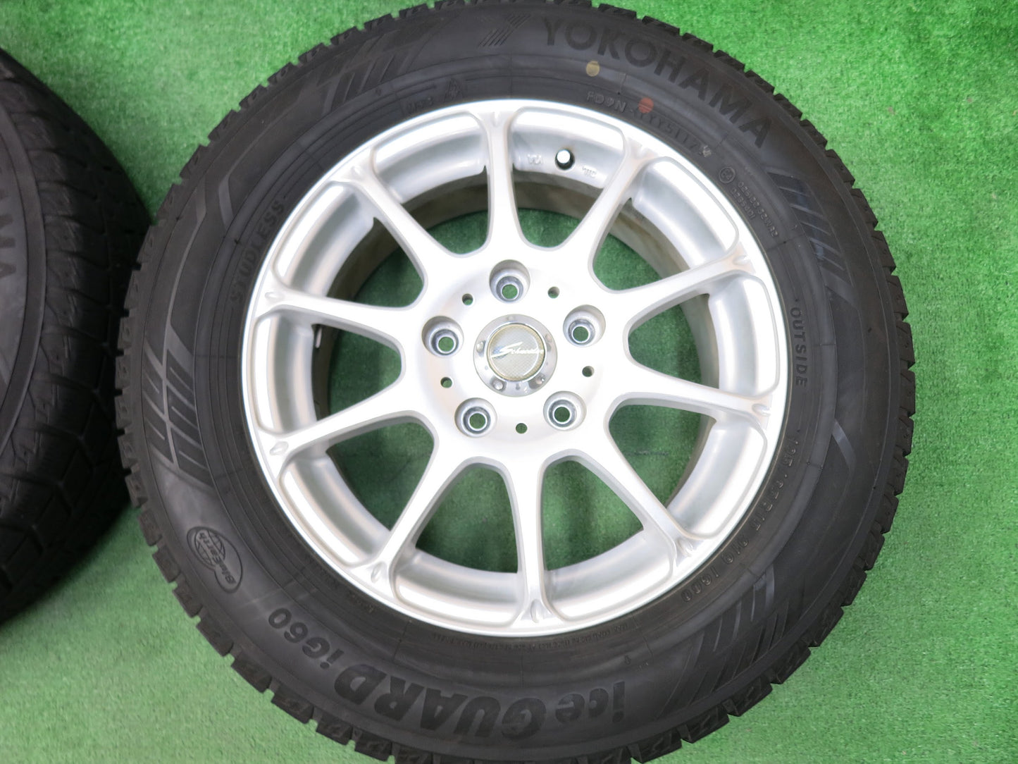 [送料無料]バリ溝！9分★スタッドレス 195/65R15 ヨコハマ アイスガード iG60 Schneider シュナイダー 15インチ PCD114.3/5H★2122302ヒス