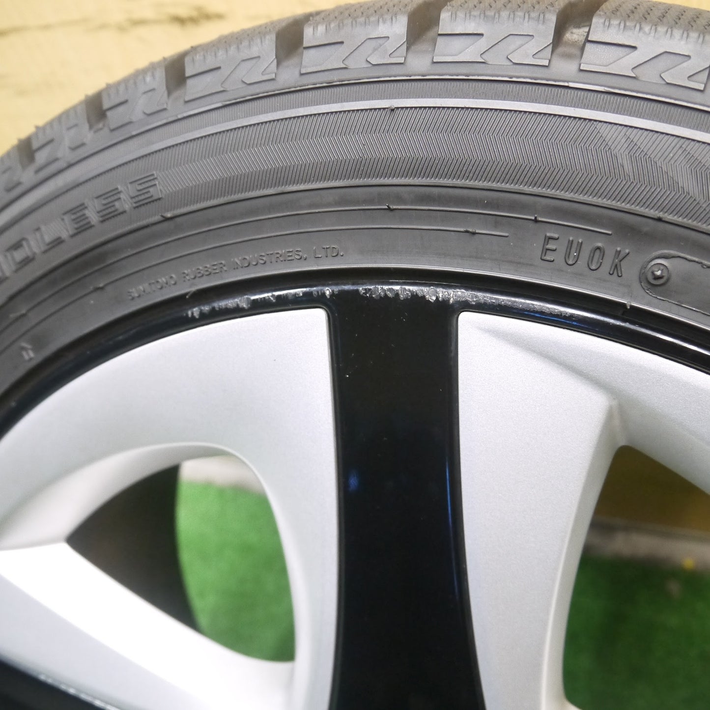 [送料無料]バリ溝！21年！ほぼ10分★トヨタ 50系 プリウス ツーリング 純正 215/45R17 スタッドレス ダンロップ ウインターマックス WM02 PCD100/5H★3080805Hス