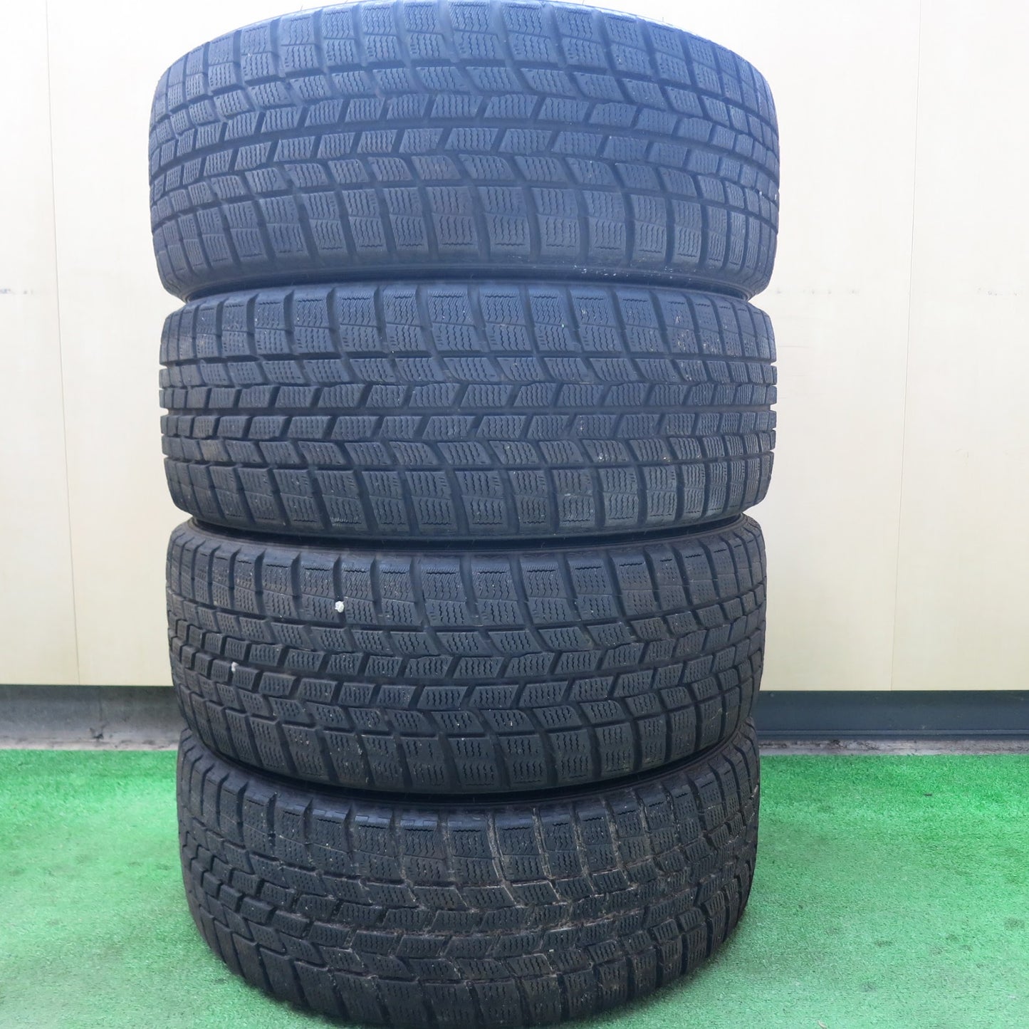 [送料無料]バリ溝！9.5分★トヨタ 86 純正 215/45R17 スタッドレス グッドイヤー アイスナビ6 17インチ PCD100/5H スバル BRZ★3051202ヒス