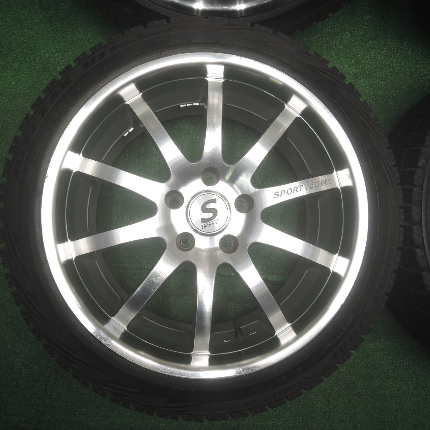 [送料無料]4本価格★スタッドレス SPORT TECHNIC 225/45R18 ブリヂストン ブリザック REVO GZ アルミ 18インチ PCD114.3/5H★3091206SYス