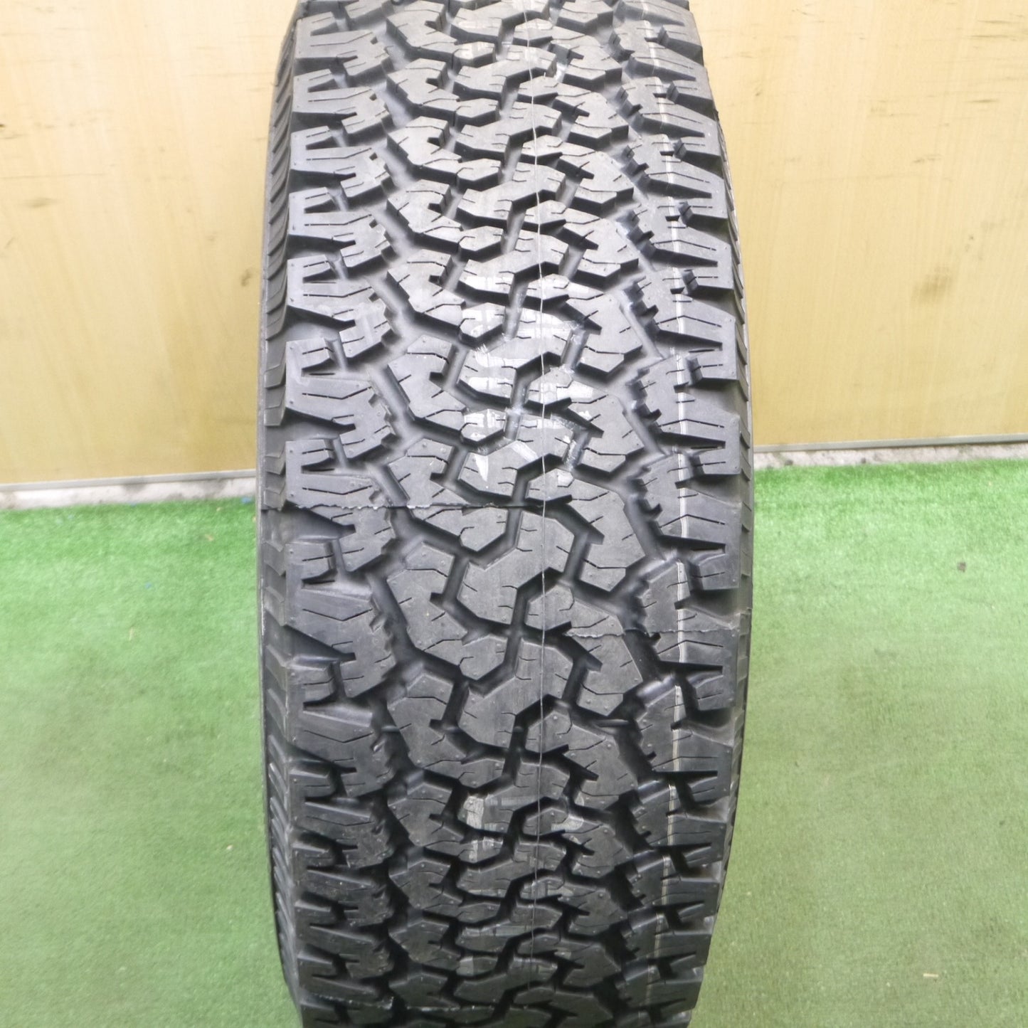 *送料無料* 新車外し★ハマー H2 純正 315/70R17 121/118R BFグッドリッチ All-Terrain T/A KO 17インチ PCD165.1/8H★4022601クノ