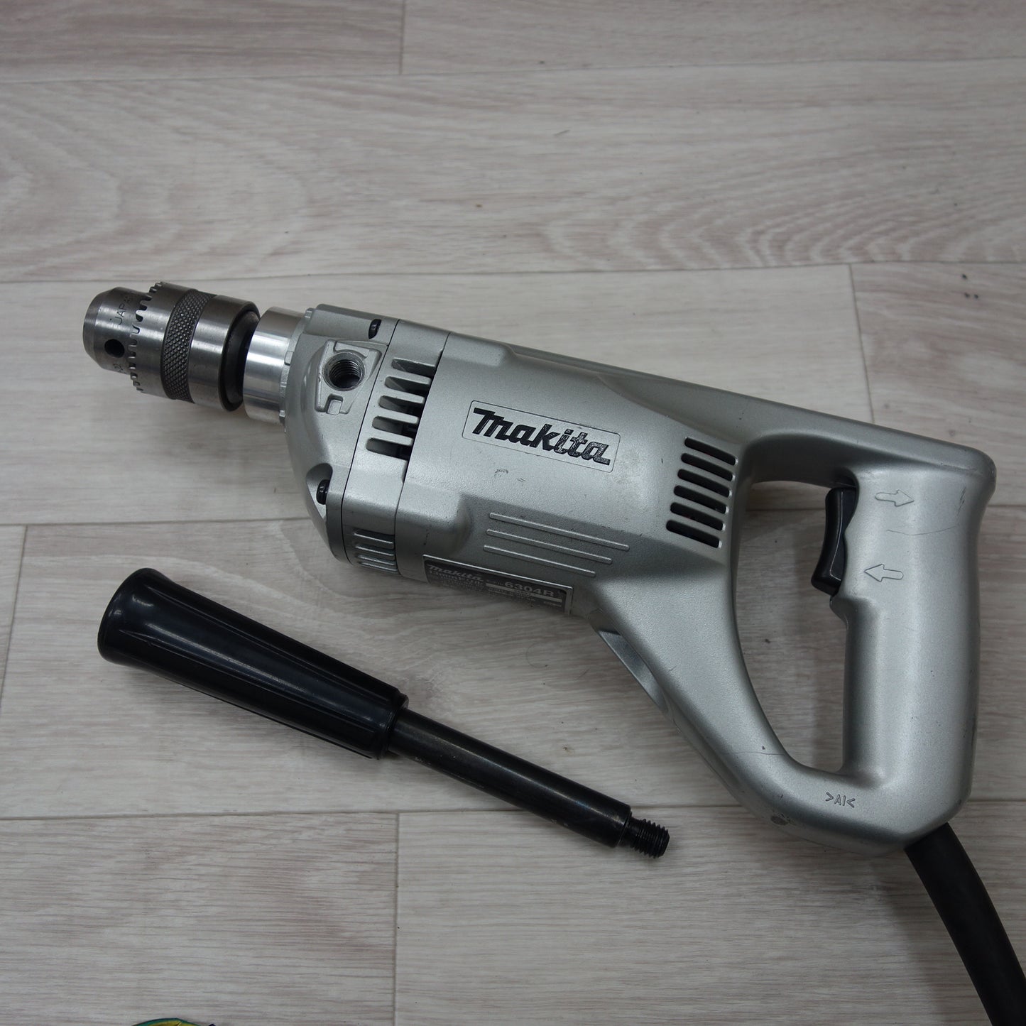 *送料無料*☆マキタ 13mm ドリル 6304R 電動 工具 makita 100V☆