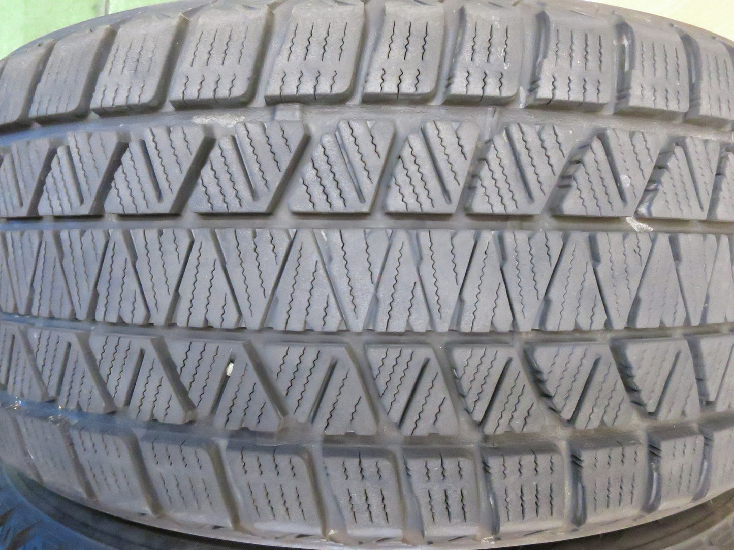 [送料無料]4本価格！20年★スタッドレス 235/55R18 ブリヂストン ブリザック DM-V3 タイヤ 18インチ ハリアー レクサスNX エクストレイル 等★3010903Hスタ