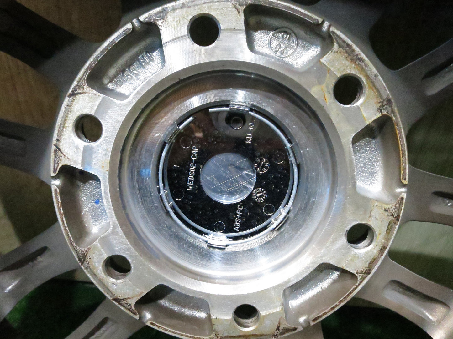 [送料無料]バリ溝！20年！キレイ！9.5分★ハイエース 等 195/80R15 107/105L スタッドレス ヨコハマ iG91 PRODITA プロディータ PCD139.7/6H★3020607Hス