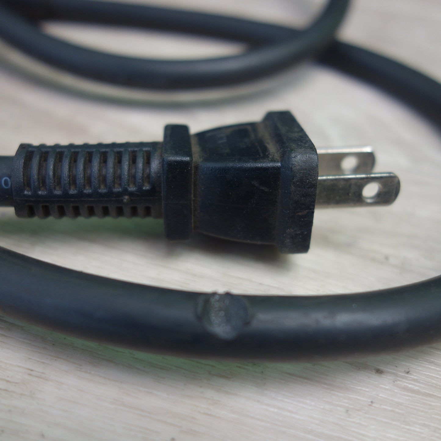 [送料無料] ☆BOSCH ボッシュ GWX750-125S ディスクグラインダー 100V 125mm 研磨 電動工具 DIY 大工☆