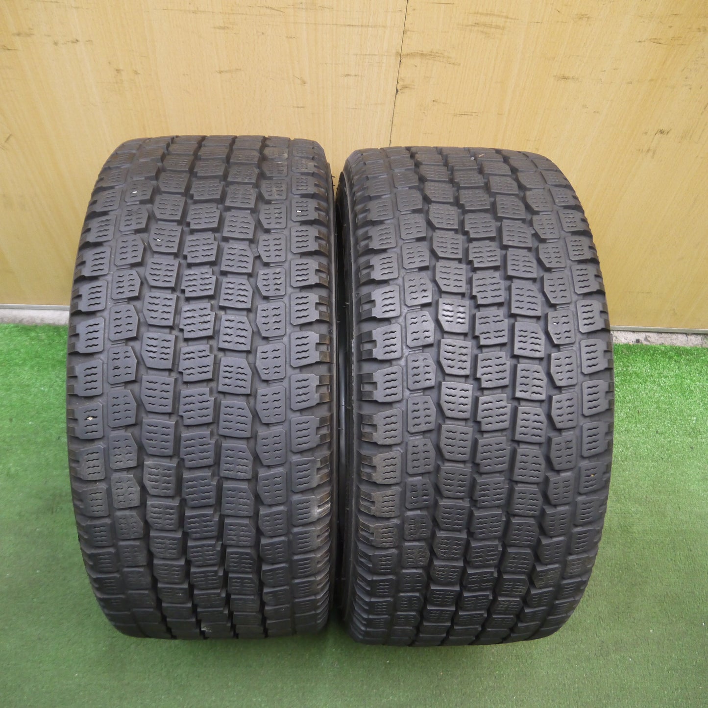 *送料無料*バリ溝！キレイ！9分★トラック スタッドレス 225/50R12.5 ヨコハマ SY01 スチール ホイール 12.5インチ PCD114.3/4H★3111706Hス
