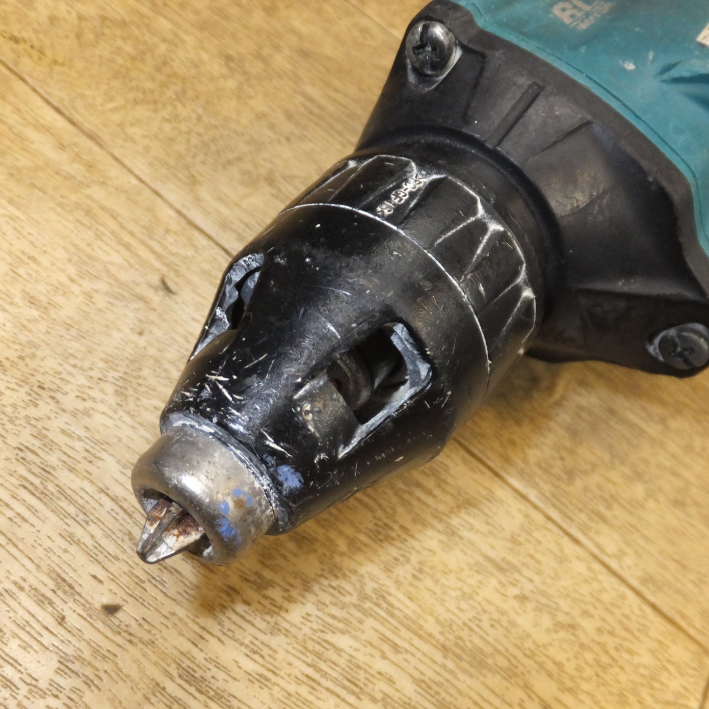 [送料無料]現状品★マキタ makita 充電式スクリュードライバ FS454D　充電器 DC18RA T　DF440DRFX ケース　セット★