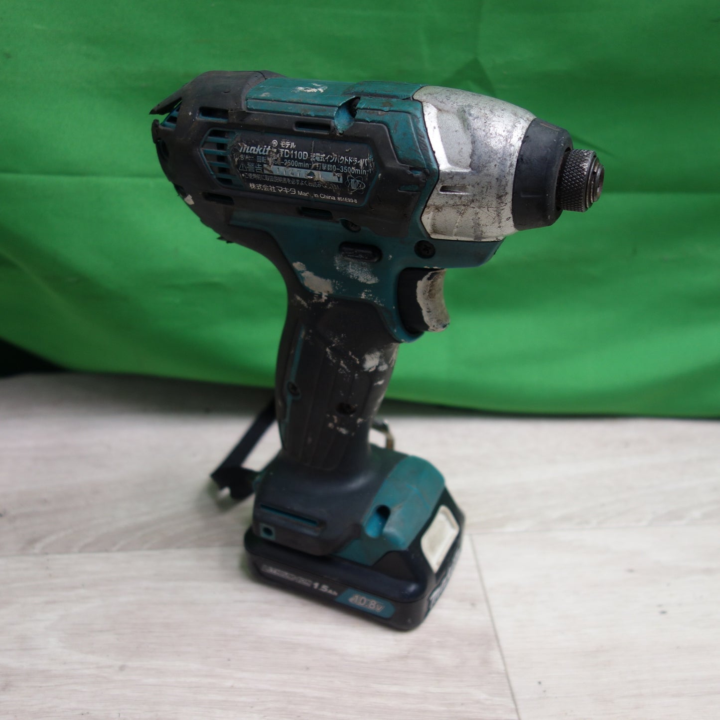 [送料無料] バッテリ2個付き☆makita マキタ 充電式インパクトドライバ TD110DSHX 10.8V 1.5Ah バッテリ BL1015 DIY 電動 工具☆