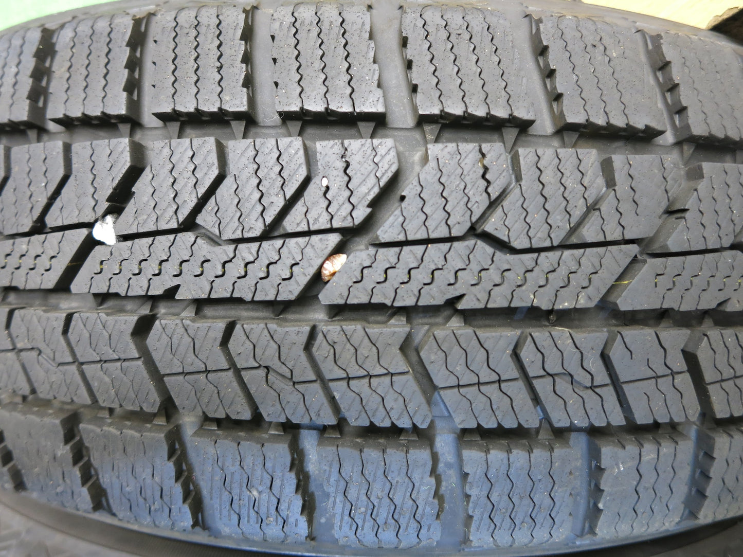 [送料無料]バリ溝！21年！ほぼ10分★スタッドレス 155/65R14 トーヨー オブザーブ GIZ2 タイヤ 14インチ スペーシア ワゴンR アルト ムーブ 等★2103103Hスタ