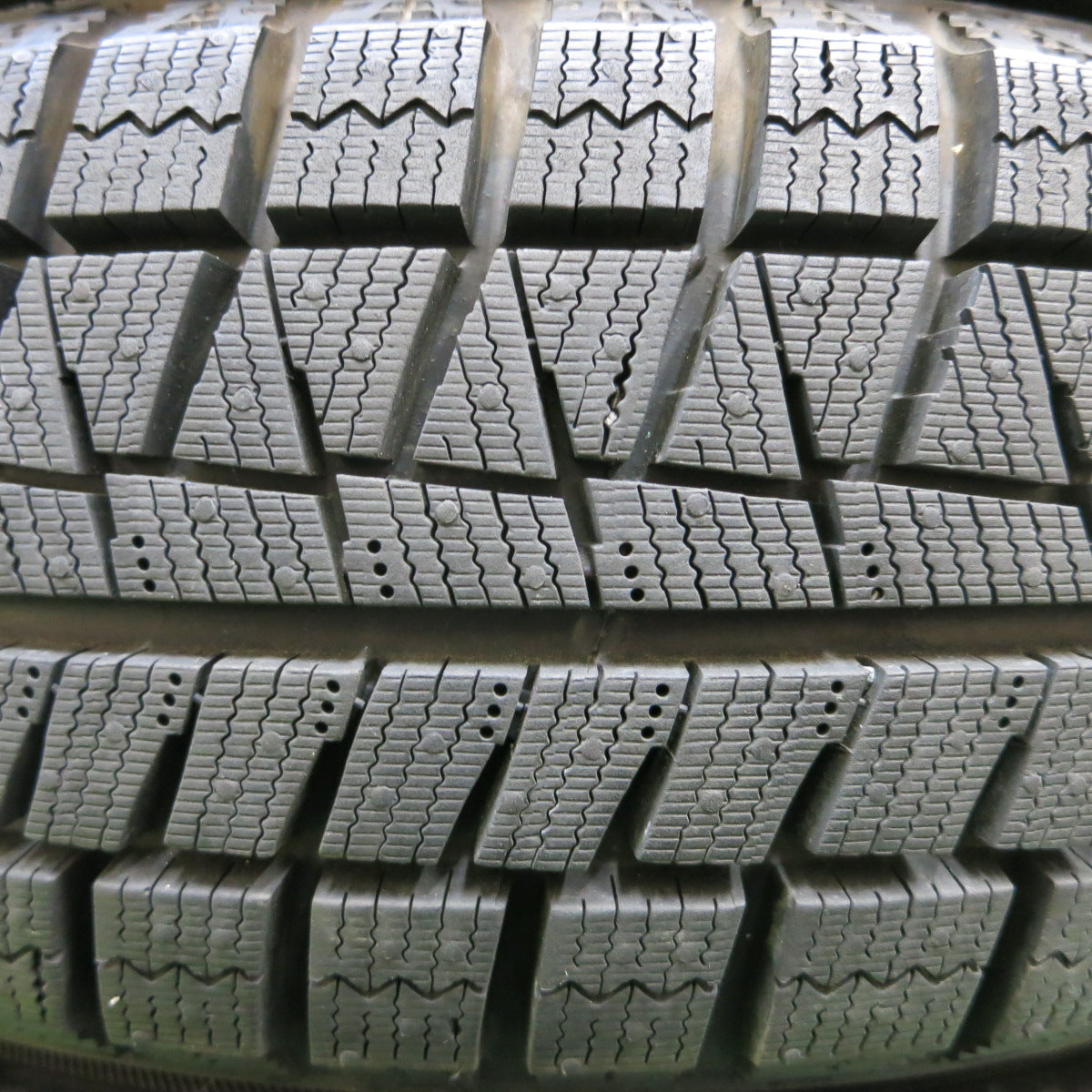 *送料無料*バリ溝！キレイ！ほぼ10分★スタッドレス 155/65R14 ブリヂストン アイスパートナー2 TOPRUN トップラン 14インチ PCD100/4H★3121905イス