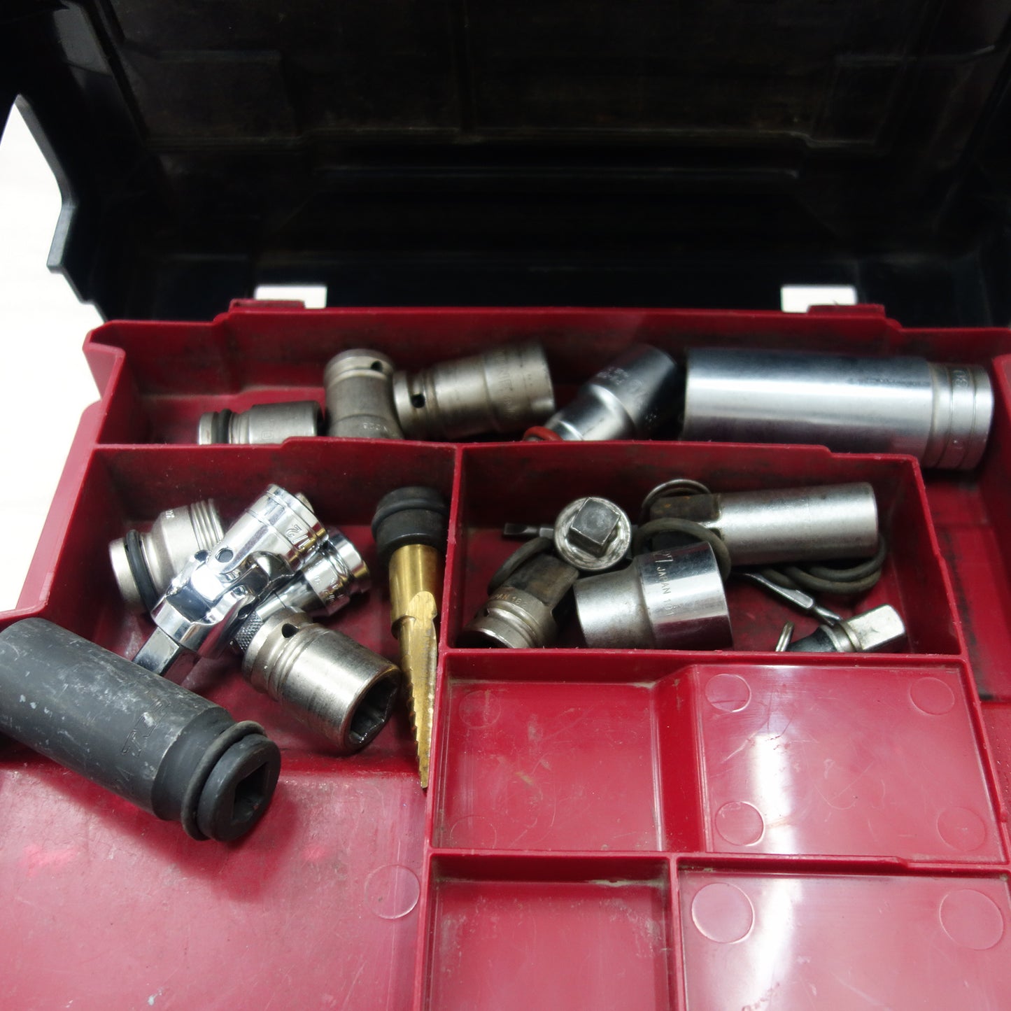 *送料無料*付属品付き☆マキタ 充電式 インパクトレンチ TW004GRDX 電動 工具 充電器 DC40RA makita☆
